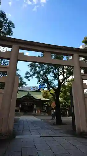 坐摩神社の鳥居