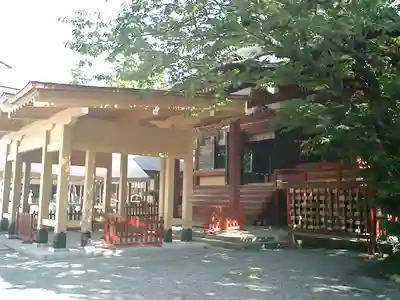 鶴岡八幡宮の本殿・本堂