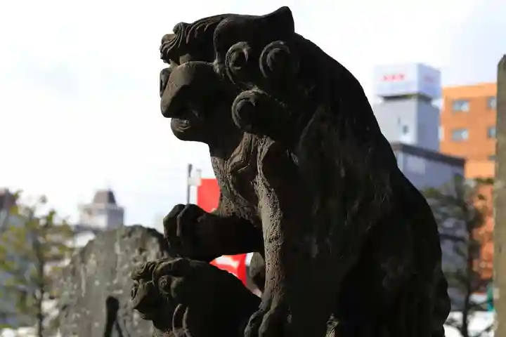 阿邪訶根神社の狛犬