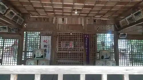 真玉八幡神社の本殿・本堂