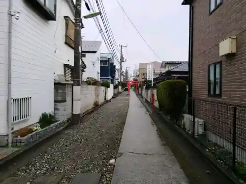 久富稲荷神社の{uncategorized: "未分類", other: "その他", undefined: "問題あり", building: "その他建物", grave: "お墓", sacred_gate: "鳥居", guardian: "狛犬", statue: "像", buddha: "仏像", history: "歴史", nature: "自然", garden: "庭園", animal: "動物", pagoda: "塔", temizu: "手水舎", mountain_gate: "山門・神門", sanctuary: "本殿・本堂", subordinate: "末社・摂社", art: "芸術", scenery: "景色", jizo: "地蔵", ema: "絵馬", goshuin: "御朱印", omikuji: "おみくじ", items: "授与品その他", amulet: "お守り", goshuincho: "御朱印帳", eats: "食事", festival: "お祭り", votive_dance: "神楽", shichigosan: "七五三参", wedding: "結婚式", experience: "体験その他", initially: "初詣", around: "周辺", anti_infection: "感染症対策"}
