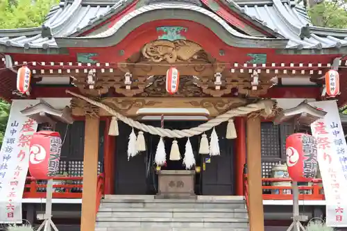 山中諏訪神社(山梨県)