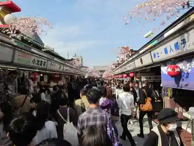 浅草寺の周辺
