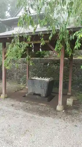 村山浅間神社の手水