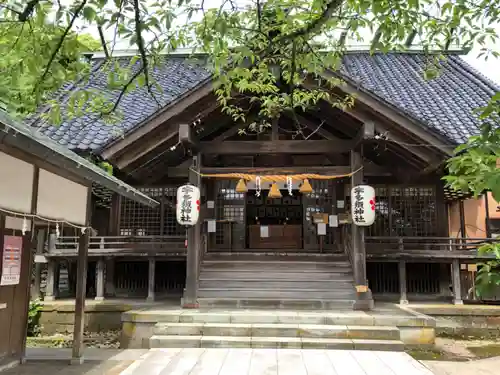 宇多須神社の本殿・本堂