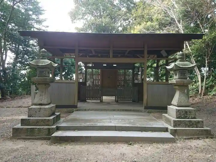 鳥墓神社の本殿・本堂