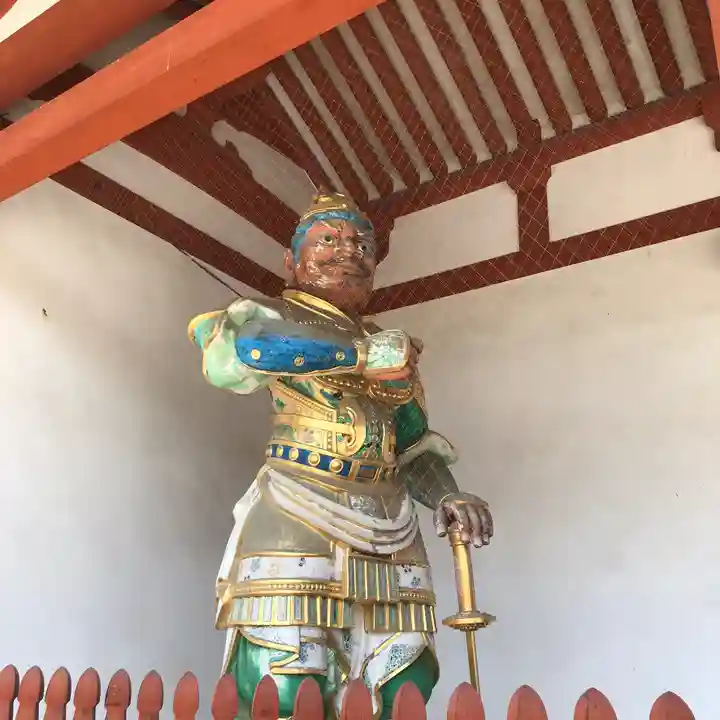 薬師寺の像