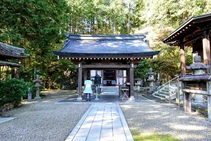 延算寺の本殿・本堂