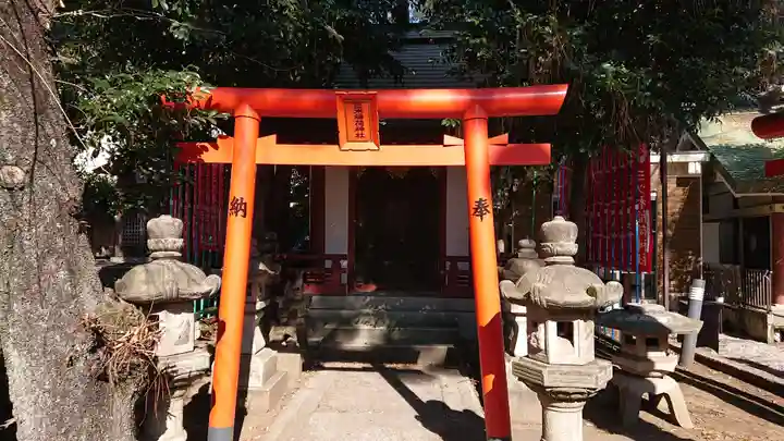 品川貴船神社の鳥居