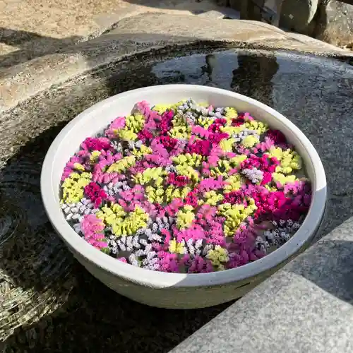 勝岡八幡神社の手水舎