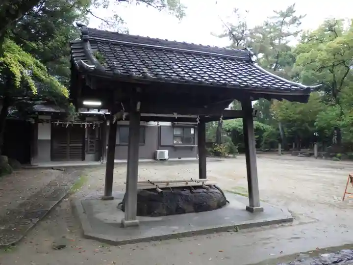 築地神社の手水舎