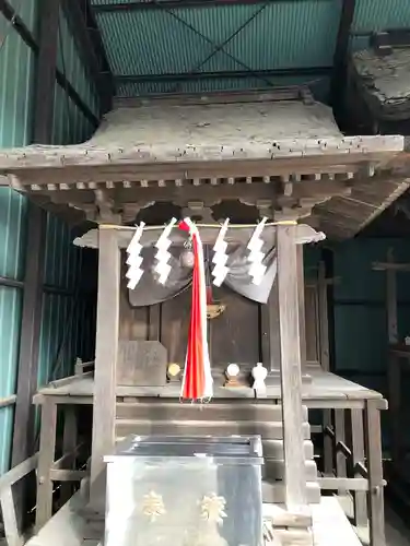 諏訪神社の末社