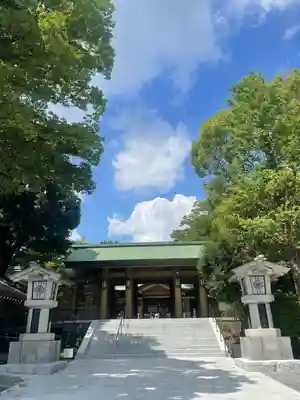 東郷神社の山門・神門