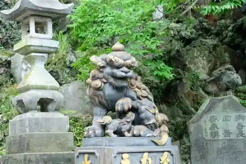 成田山新勝寺の狛犬