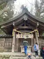 諏訪大社上社前宮の{uncategorized: "未分類", other: "その他", undefined: "問題あり", building: "その他建物", grave: "お墓", sacred_gate: "鳥居", guardian: "狛犬", statue: "像", buddha: "仏像", history: "歴史", nature: "自然", garden: "庭園", animal: "動物", pagoda: "塔", temizu: "手水舎", mountain_gate: "山門・神門", sanctuary: "本殿・本堂", subordinate: "末社・摂社", art: "芸術", scenery: "景色", jizo: "地蔵", ema: "絵馬", goshuin: "御朱印", omikuji: "おみくじ", items: "授与品その他", amulet: "お守り", goshuincho: "御朱印帳", eats: "食事", festival: "お祭り", votive_dance: "神楽", shichigosan: "七五三参", wedding: "結婚式", experience: "体験その他", initially: "初詣", around: "周辺", anti_infection: "感染症対策"}