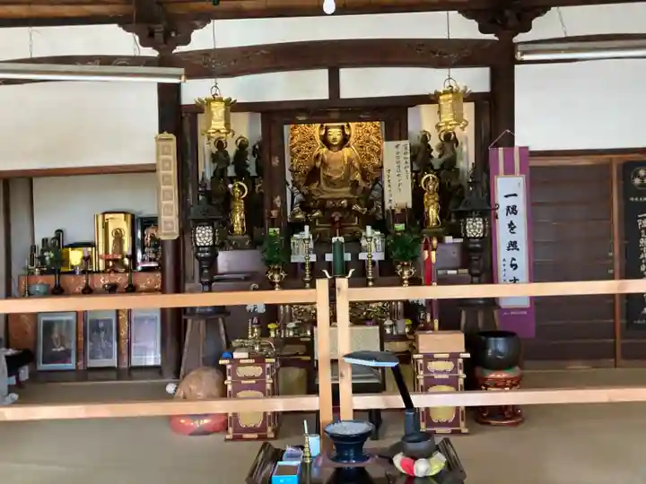 羅漢寺の本殿・本堂