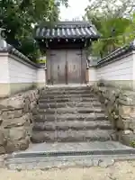 梅岩寺の山門・神門