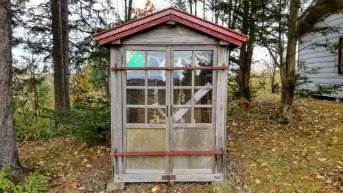 美馬牛神社の末社・摂社