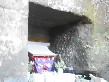 智岸寺稲荷の本殿・本堂