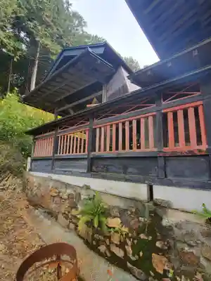 小梥神社の本殿・本堂