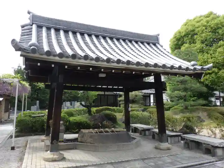 長寿寺の手水舎