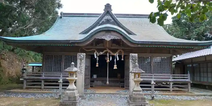 潮御崎神社の本殿・本堂