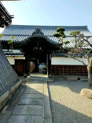 養寿院の{uncategorized: "未分類", other: "その他", undefined: "問題あり", building: "その他建物", grave: "お墓", sacred_gate: "鳥居", guardian: "狛犬", statue: "像", buddha: "仏像", history: "歴史", nature: "自然", garden: "庭園", animal: "動物", pagoda: "塔", temizu: "手水舎", mountain_gate: "山門・神門", sanctuary: "本殿・本堂", subordinate: "末社・摂社", art: "芸術", scenery: "景色", jizo: "地蔵", ema: "絵馬", goshuin: "御朱印", omikuji: "おみくじ", items: "授与品その他", amulet: "お守り", goshuincho: "御朱印帳", eats: "食事", festival: "お祭り", votive_dance: "神楽", shichigosan: "七五三参", wedding: "結婚式", experience: "体験その他", initially: "初詣", around: "周辺", anti_infection: "感染症対策"}
