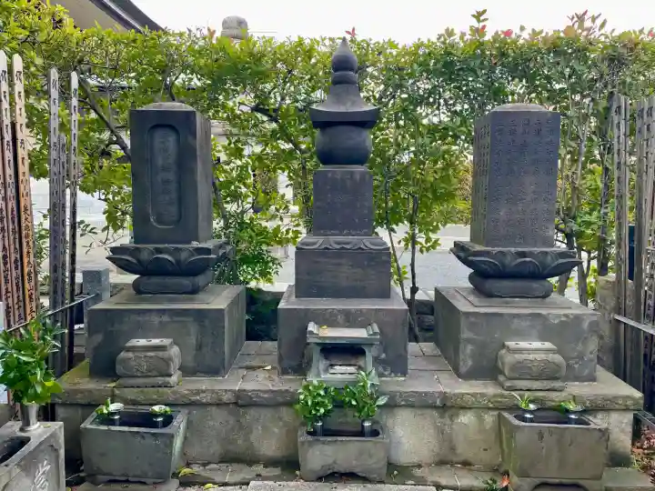 西藏院の{uncategorized: "未分類", other: "その他", undefined: "問題あり", building: "その他建物", grave: "お墓", sacred_gate: "鳥居", guardian: "狛犬", statue: "像", buddha: "仏像", history: "歴史", nature: "自然", garden: "庭園", animal: "動物", pagoda: "塔", temizu: "手水舎", mountain_gate: "山門・神門", sanctuary: "本殿・本堂", subordinate: "末社・摂社", art: "芸術", scenery: "景色", jizo: "地蔵", ema: "絵馬", goshuin: "御朱印", omikuji: "おみくじ", items: "授与品その他", amulet: "お守り", goshuincho: "御朱印帳", eats: "食事", festival: "お祭り", votive_dance: "神楽", shichigosan: "七五三参", wedding: "結婚式", experience: "体験その他", initially: "初詣", around: "周辺", anti_infection: "感染症対策"}