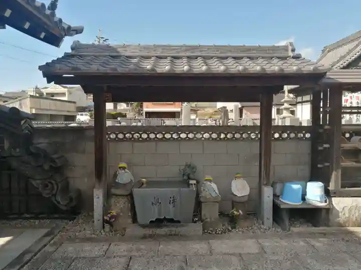 明徳寺の手水舎