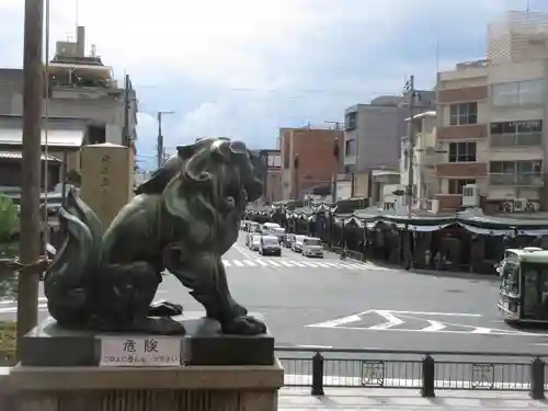 八坂神社(祇園さん)の狛犬