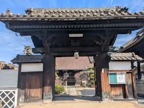 清音寺の{uncategorized: "未分類", other: "その他", undefined: "問題あり", building: "その他建物", grave: "お墓", sacred_gate: "鳥居", guardian: "狛犬", statue: "像", buddha: "仏像", history: "歴史", nature: "自然", garden: "庭園", animal: "動物", pagoda: "塔", temizu: "手水舎", mountain_gate: "山門・神門", sanctuary: "本殿・本堂", subordinate: "末社・摂社", art: "芸術", scenery: "景色", jizo: "地蔵", ema: "絵馬", goshuin: "御朱印", omikuji: "おみくじ", items: "授与品その他", amulet: "お守り", goshuincho: "御朱印帳", eats: "食事", festival: "お祭り", votive_dance: "神楽", shichigosan: "七五三参", wedding: "結婚式", experience: "体験その他", initially: "初詣", around: "周辺", anti_infection: "感染症対策"}