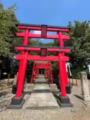 東本庄稲荷神社の鳥居