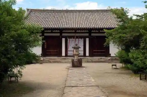 新薬師寺の建物その他