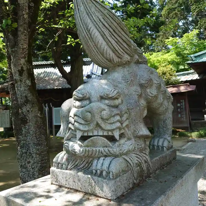 新田神社の狛犬