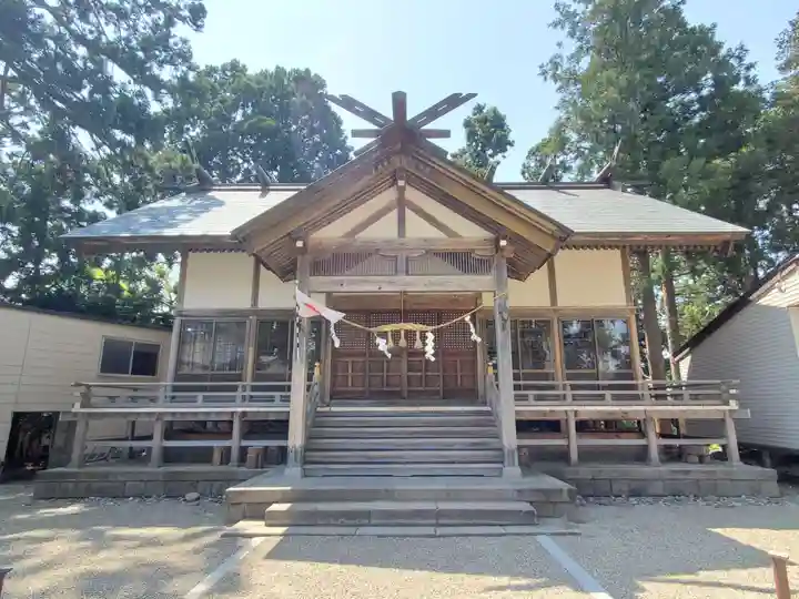 意冨比神社の本殿・本堂