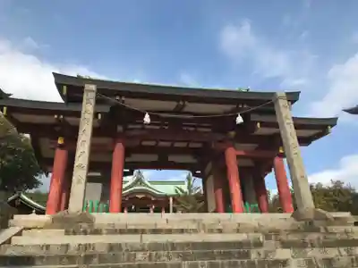 鴻八幡宮の山門・神門