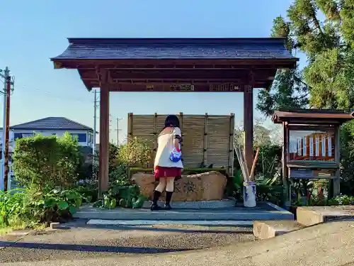 小山寺の手水舎