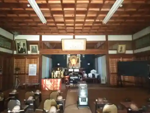 善光寺の本殿