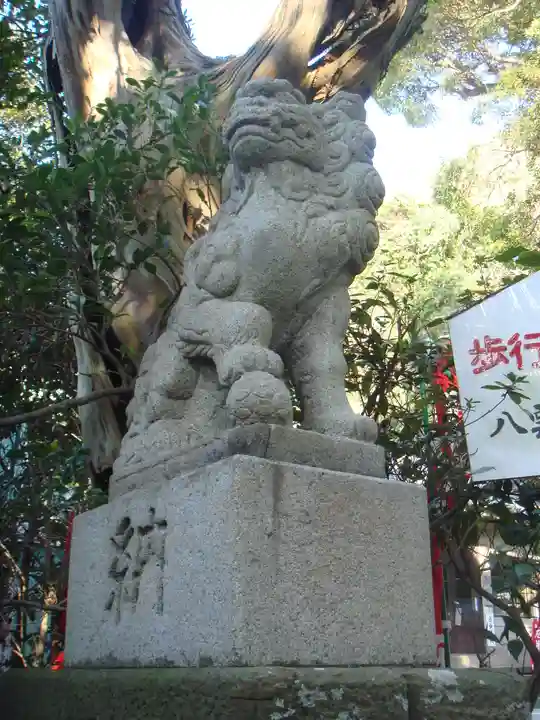 八雲神社(鎌倉・大町)の狛犬