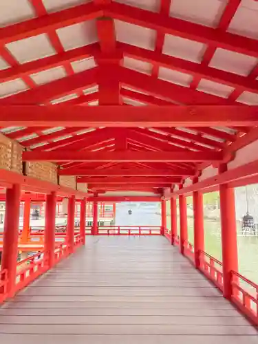 厳島神社(広島県)