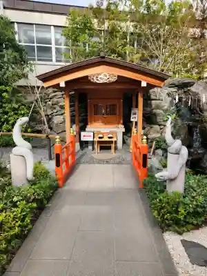 蛇窪神社の{uncategorized: "未分類", other: "その他", undefined: "問題あり", building: "その他建物", grave: "お墓", sacred_gate: "鳥居", guardian: "狛犬", statue: "像", buddha: "仏像", history: "歴史", nature: "自然", garden: "庭園", animal: "動物", pagoda: "塔", temizu: "手水舎", mountain_gate: "山門・神門", sanctuary: "本殿・本堂", subordinate: "末社・摂社", art: "芸術", scenery: "景色", jizo: "地蔵", ema: "絵馬", goshuin: "御朱印", omikuji: "おみくじ", items: "授与品その他", amulet: "お守り", goshuincho: "御朱印帳", eats: "食事", festival: "お祭り", votive_dance: "神楽", shichigosan: "七五三参", wedding: "結婚式", experience: "体験その他", initially: "初詣", around: "周辺", anti_infection: "感染症対策"}
