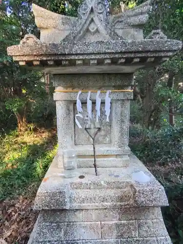 加波山三枝祇神社本宮の末社