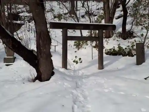 上山鼻神社の鳥居