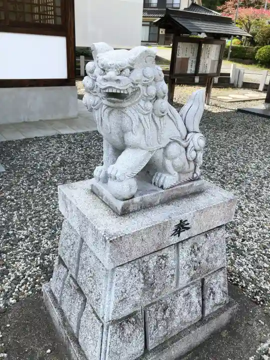 鬼島神明社の{uncategorized: "未分類", other: "その他", undefined: "問題あり", building: "その他建物", grave: "お墓", sacred_gate: "鳥居", guardian: "狛犬", statue: "像", buddha: "仏像", history: "歴史", nature: "自然", garden: "庭園", animal: "動物", pagoda: "塔", temizu: "手水舎", mountain_gate: "山門・神門", sanctuary: "本殿・本堂", subordinate: "末社・摂社", art: "芸術", scenery: "景色", jizo: "地蔵", ema: "絵馬", goshuin: "御朱印", omikuji: "おみくじ", items: "授与品その他", amulet: "お守り", goshuincho: "御朱印帳", eats: "食事", festival: "お祭り", votive_dance: "神楽", shichigosan: "七五三参", wedding: "結婚式", experience: "体験その他", initially: "初詣", around: "周辺", anti_infection: "感染症対策"}