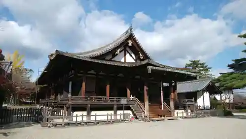 法隆寺の本殿・本堂