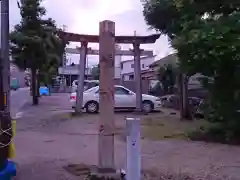 八幡神社の建物その他