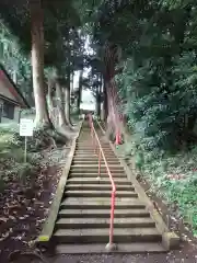 生子神社の建物その他