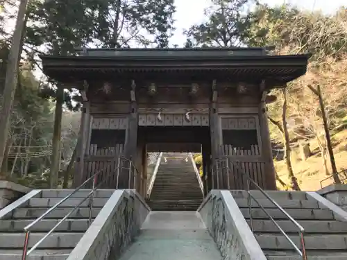 木山神社の山門