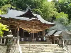 清神社の本殿