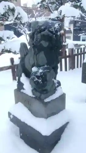 札幌神社の狛犬